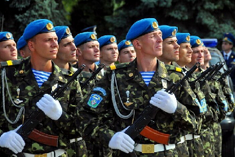 August 2 - Russian Airborne Troops Day